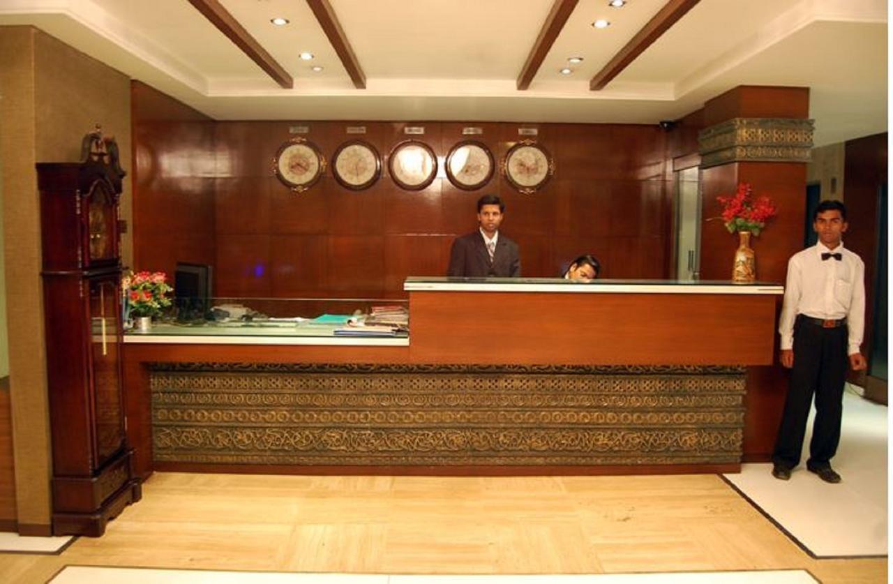 Hotel Amit International Bhilai Екстериор снимка